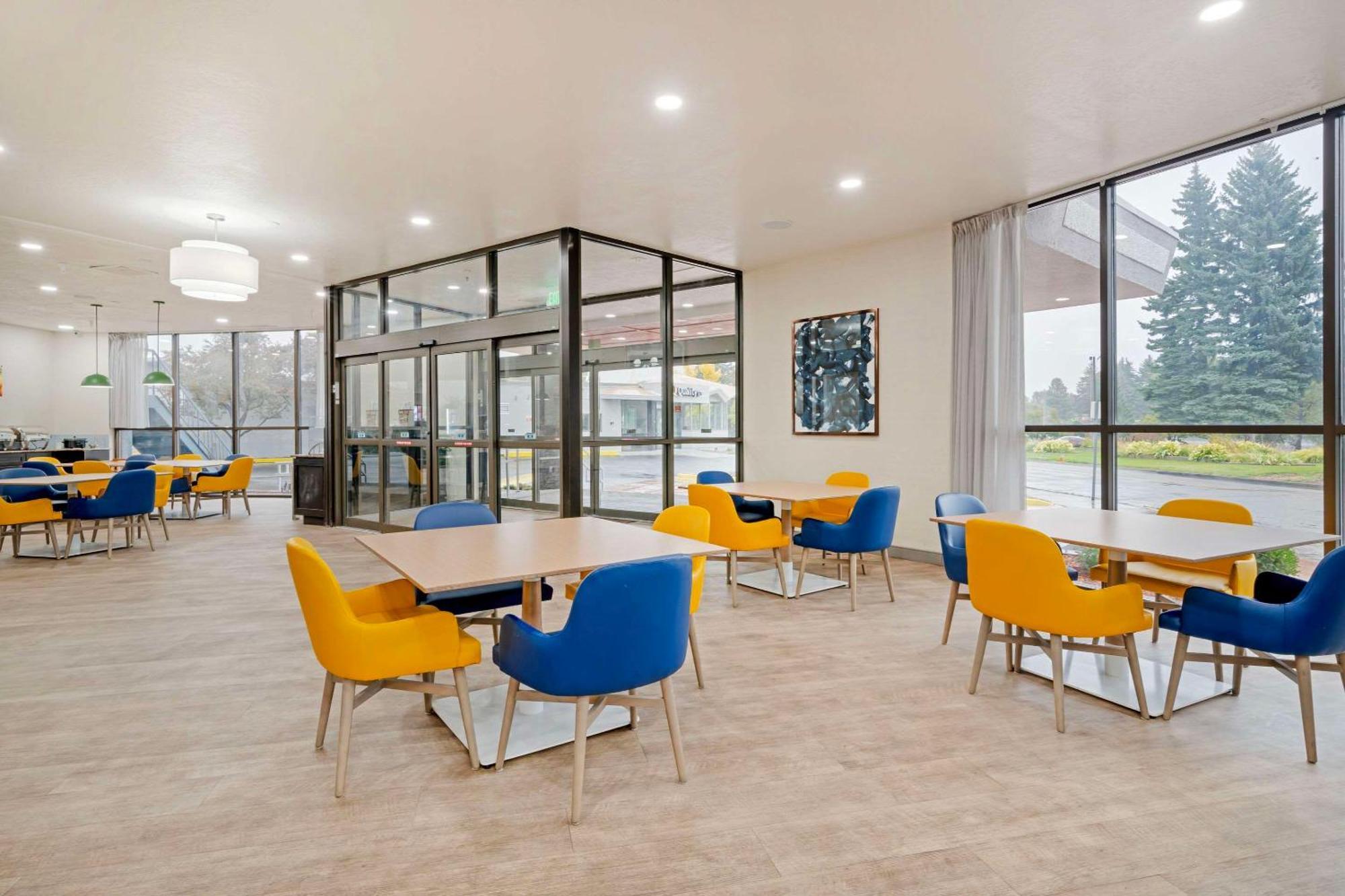 Comfort Suites Idaho Falls Exterior foto